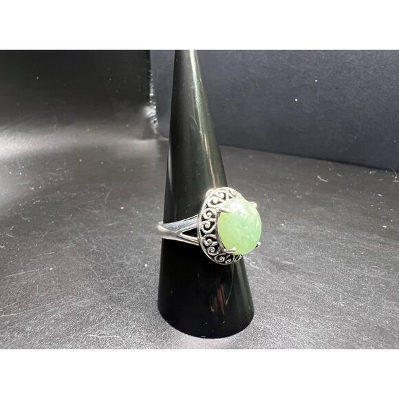 Sterling Silver Vintage-Inspired Ring - Picture 4 of 9